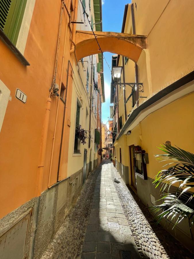 Vialunga Apartment In The Old Town Bordighera Exterior photo